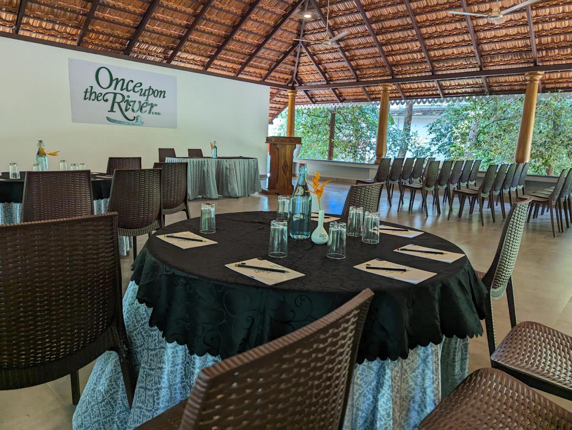 Once Upon The River, Aluva - Near Cochin International Airport Hotel Kochi Eksteriør billede